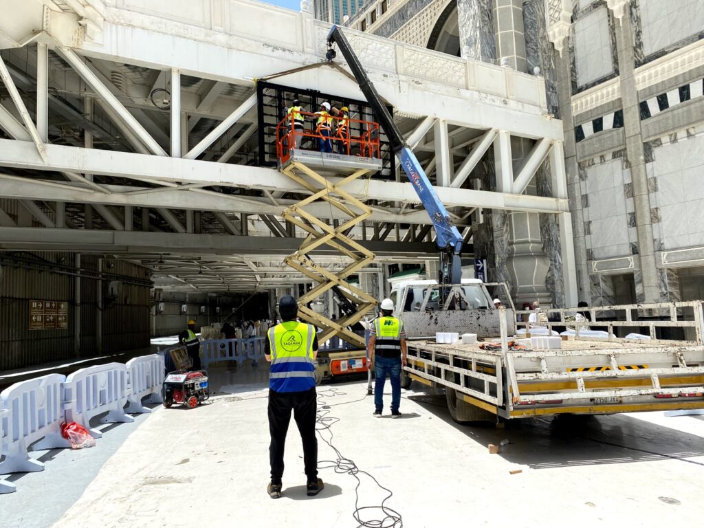 انشاء هناجر معدنية