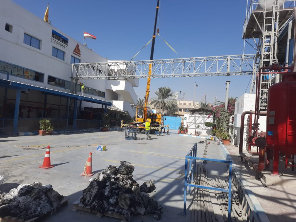 انشاء مول بهيكل معدني